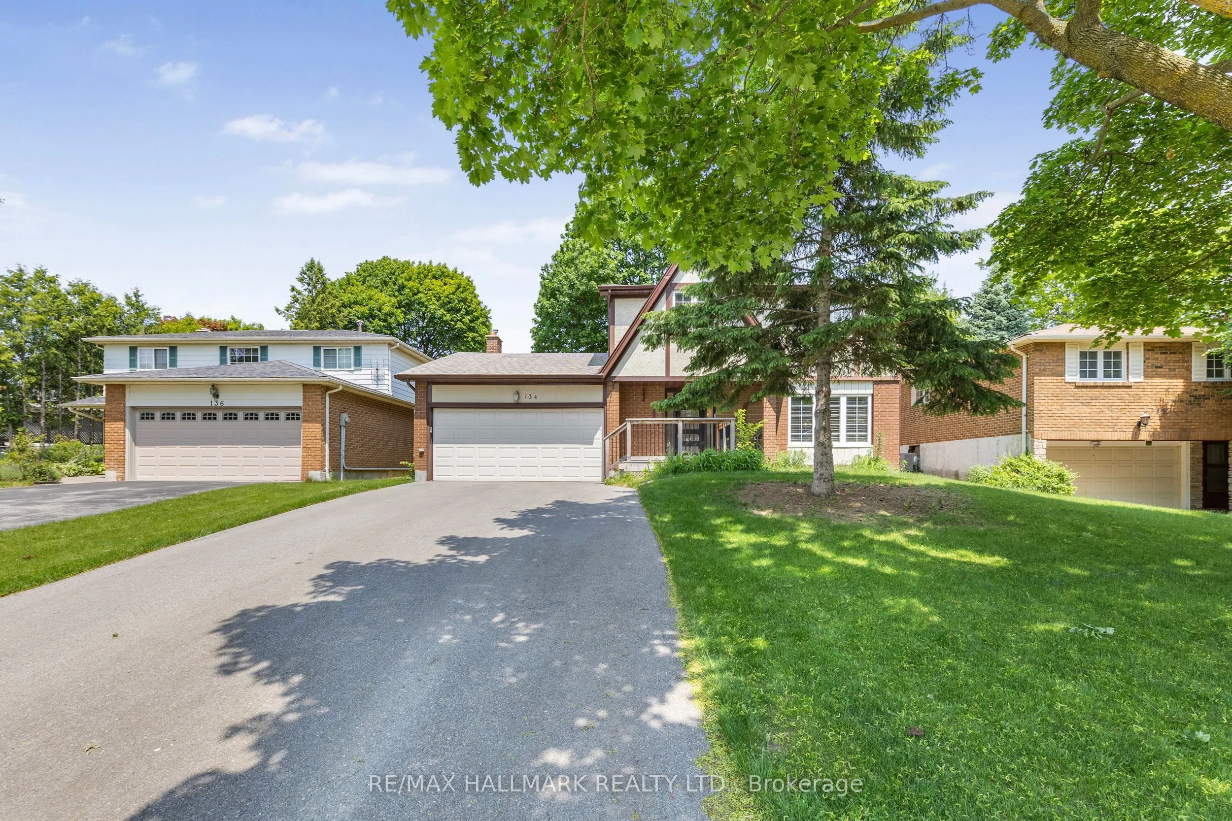 134 Romfield Circuit