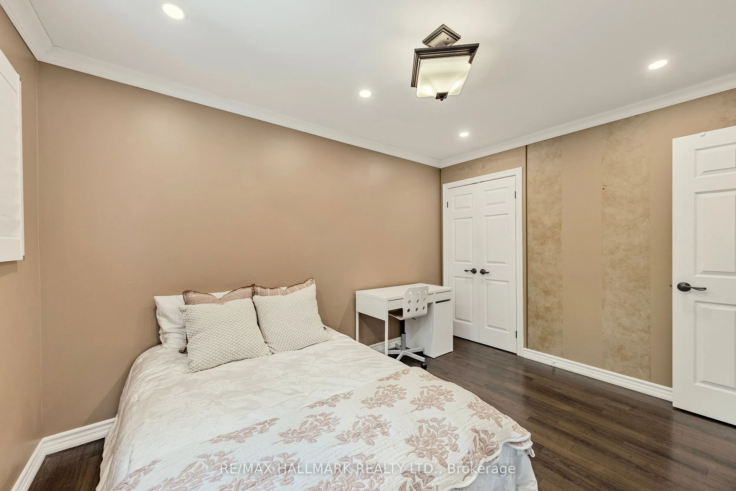 134 Romfield Circuit