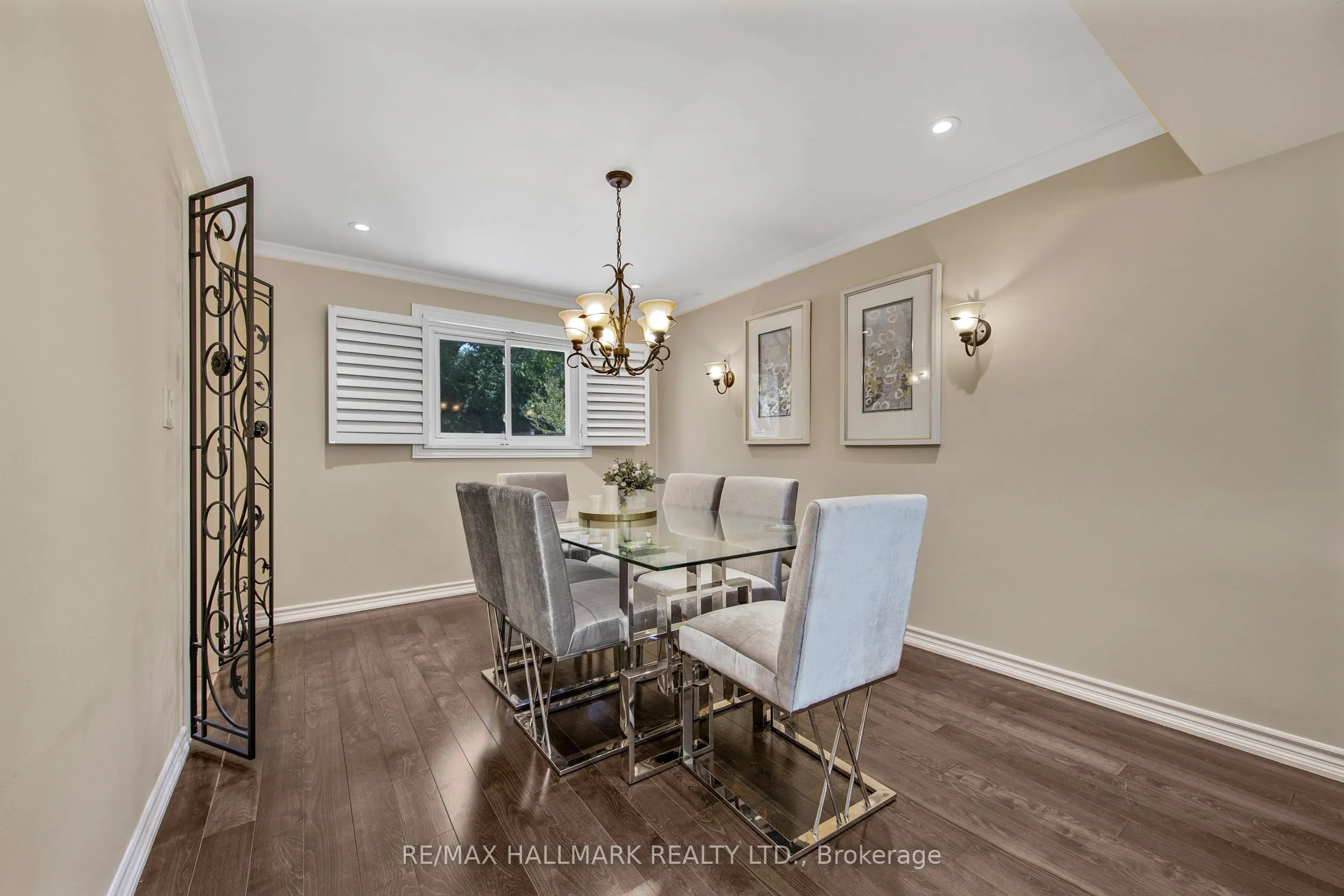 134 Romfield Circuit