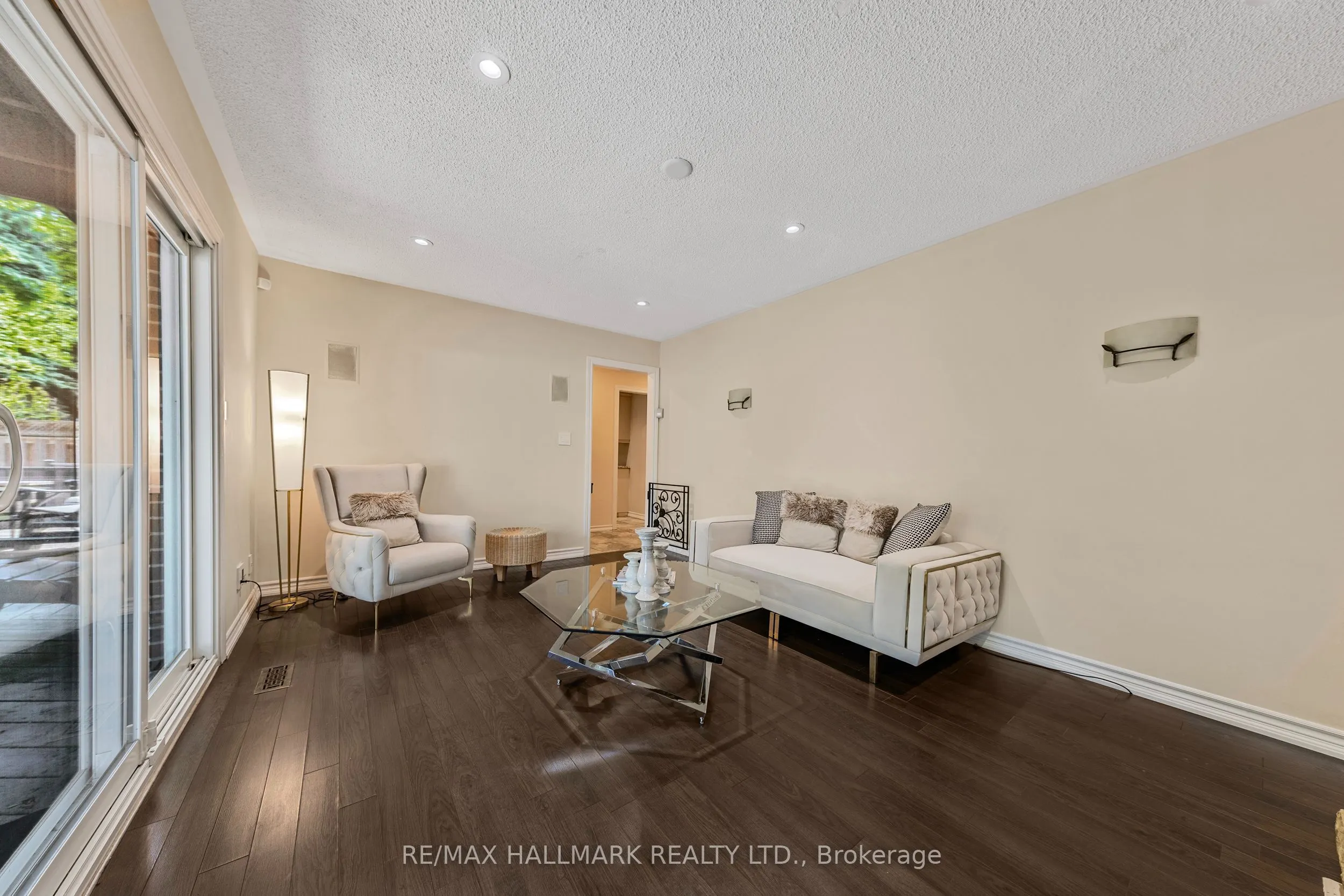 134 Romfield Circuit