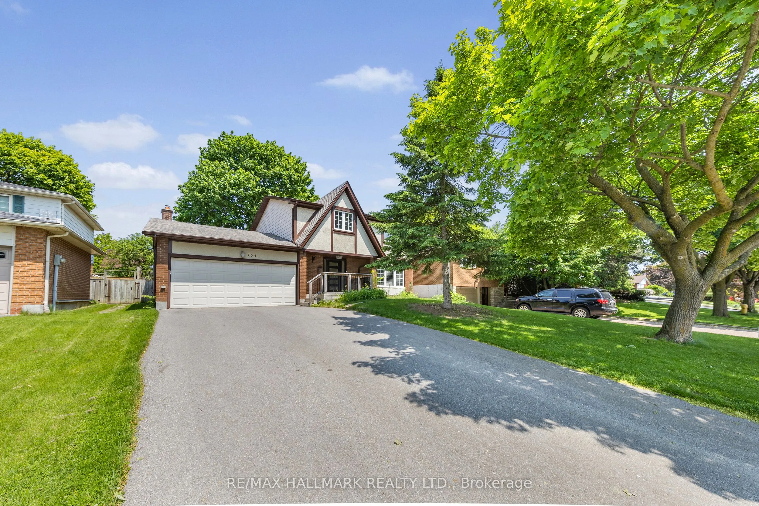 134 Romfield Circuit