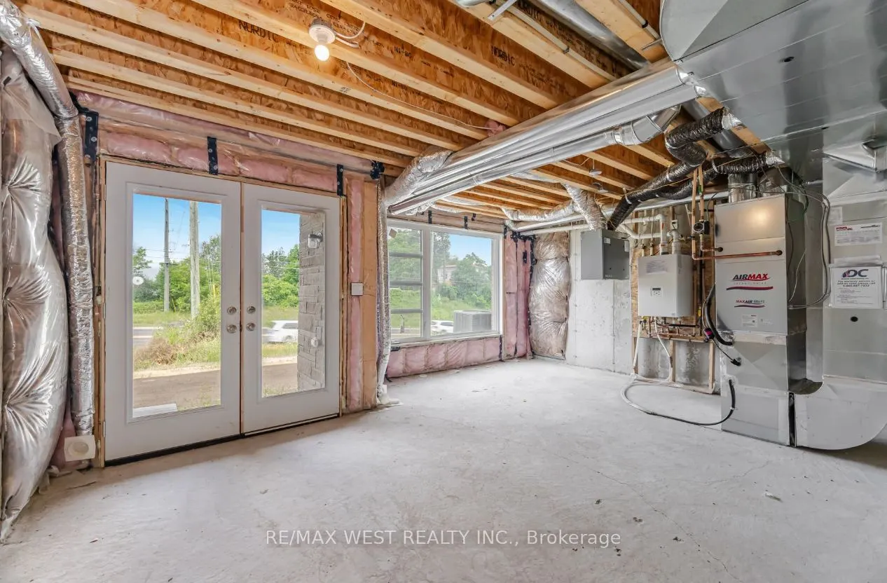 69 Inverary Crescent
