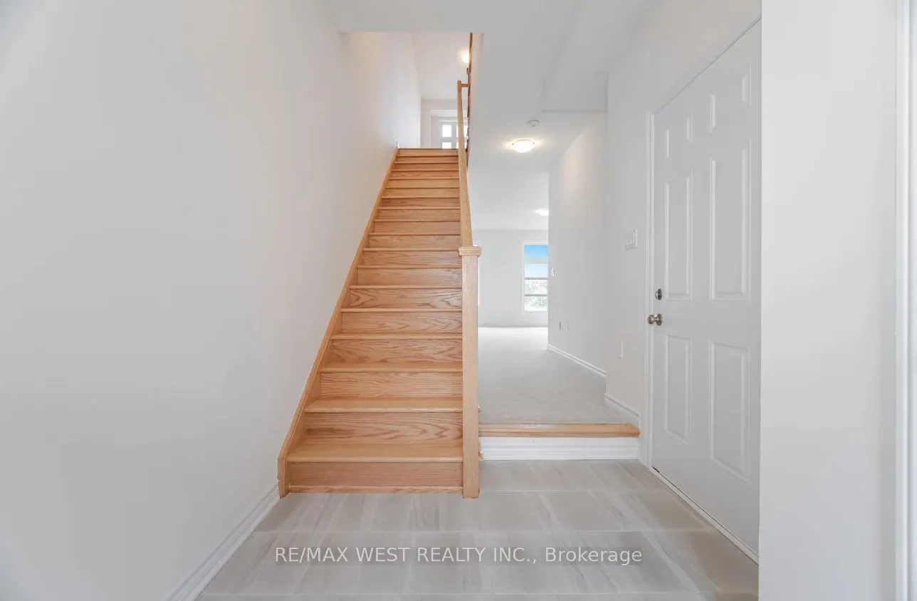 69 Inverary Crescent