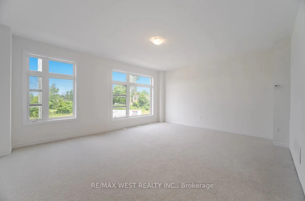 69 Inverary Crescent