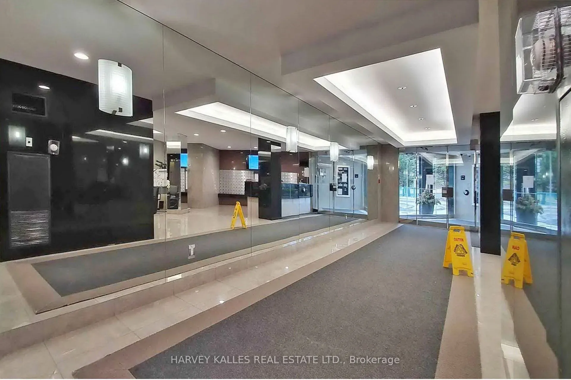 7250 Yonge Street, #804