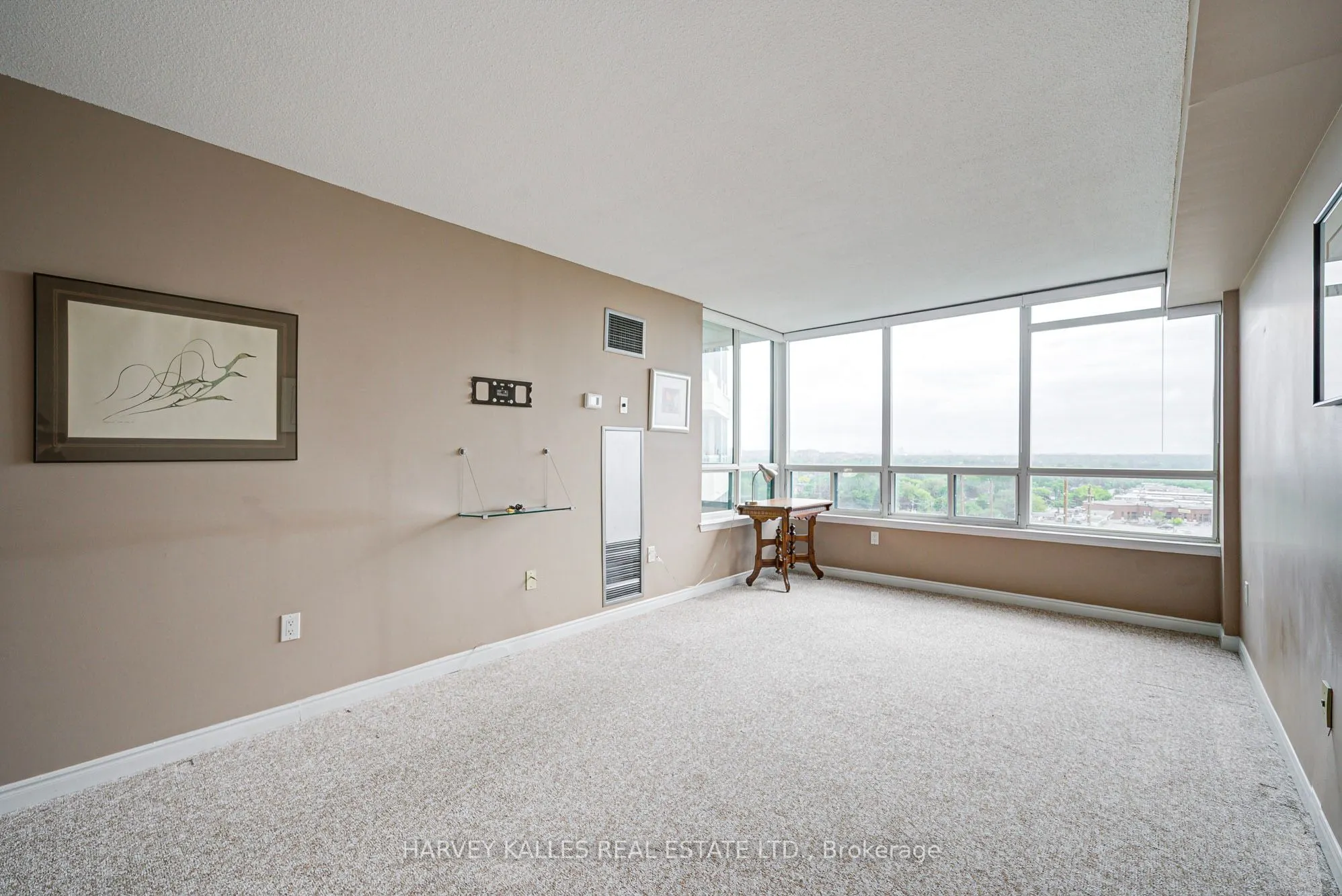 7250 Yonge Street, #804