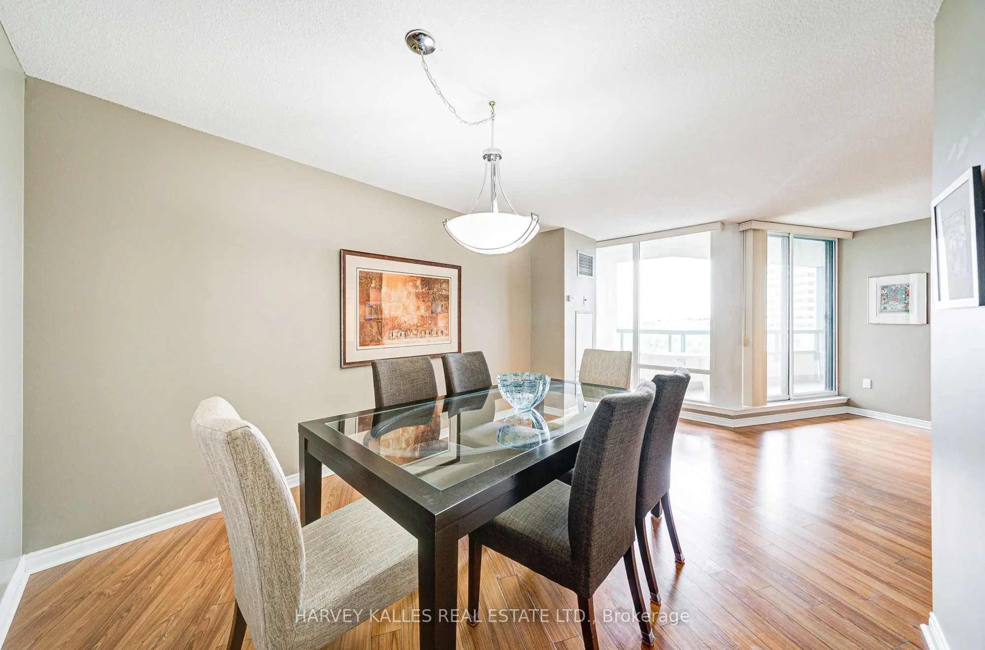 7250 Yonge Street, #804