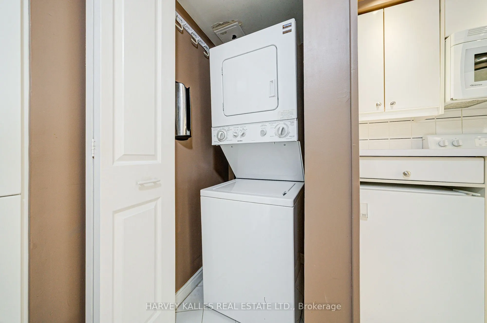 7250 Yonge Street, #804