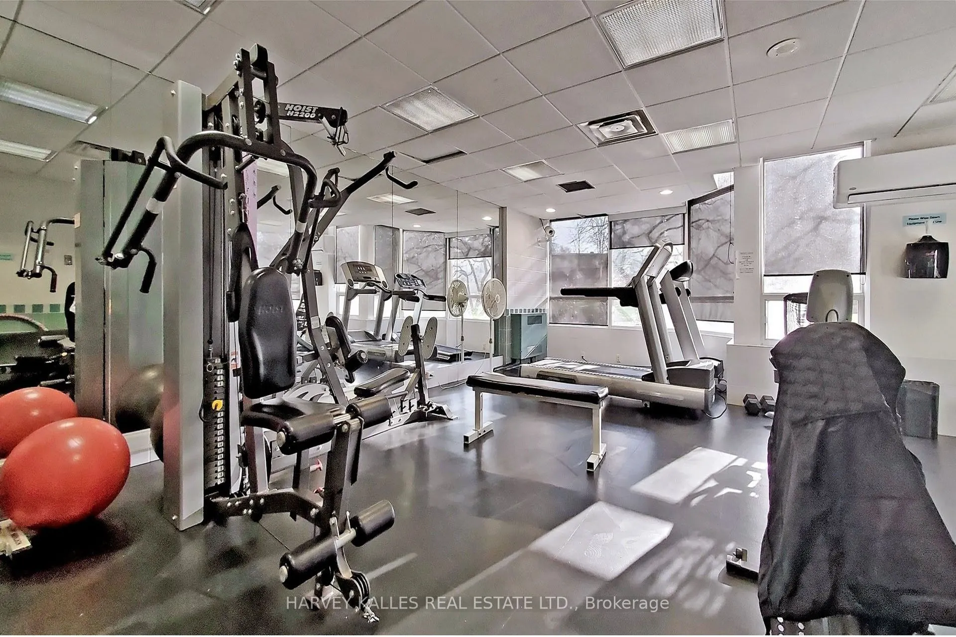 7250 Yonge Street, #804