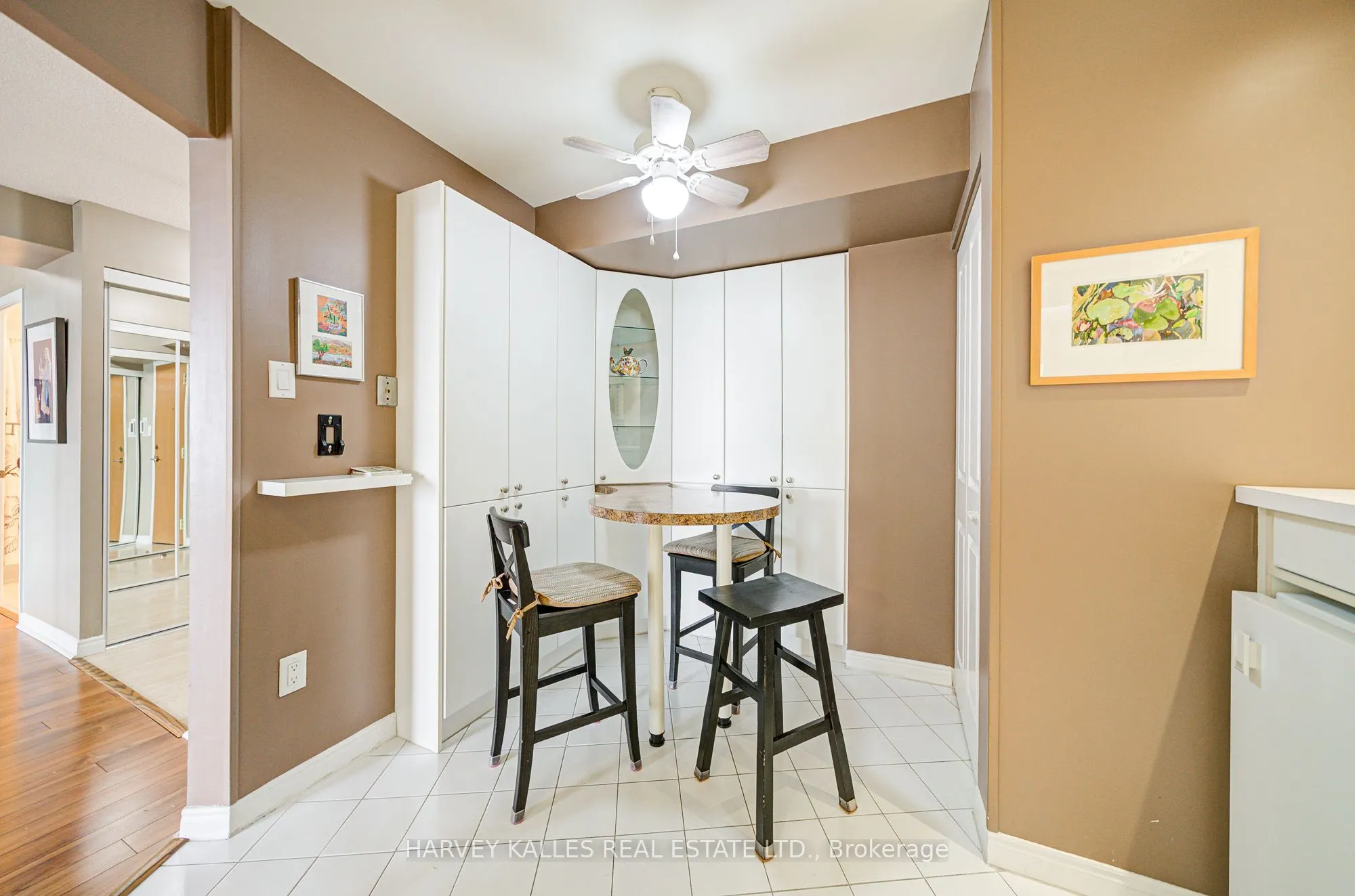 7250 Yonge Street, #804