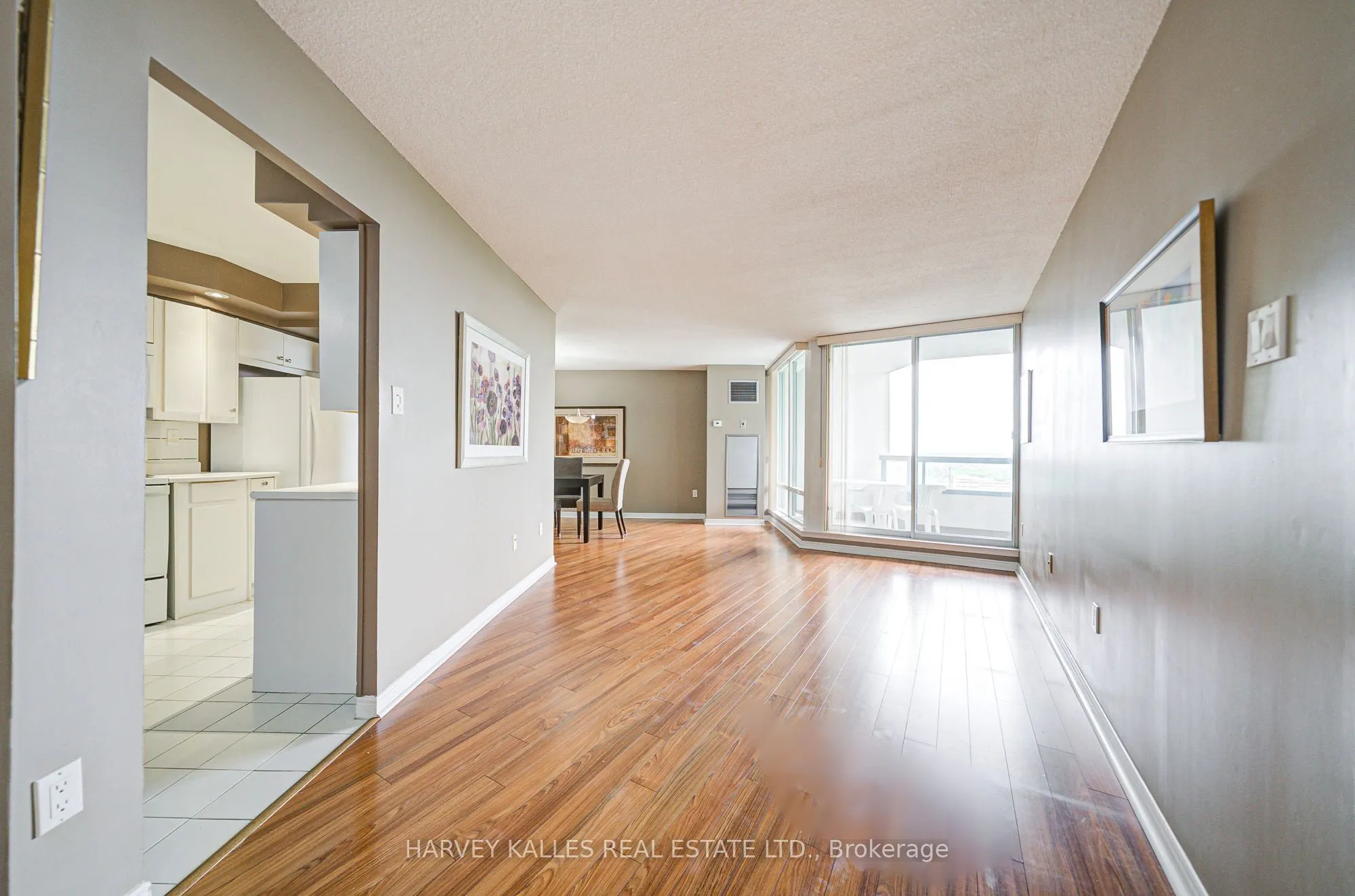 7250 Yonge Street, #804