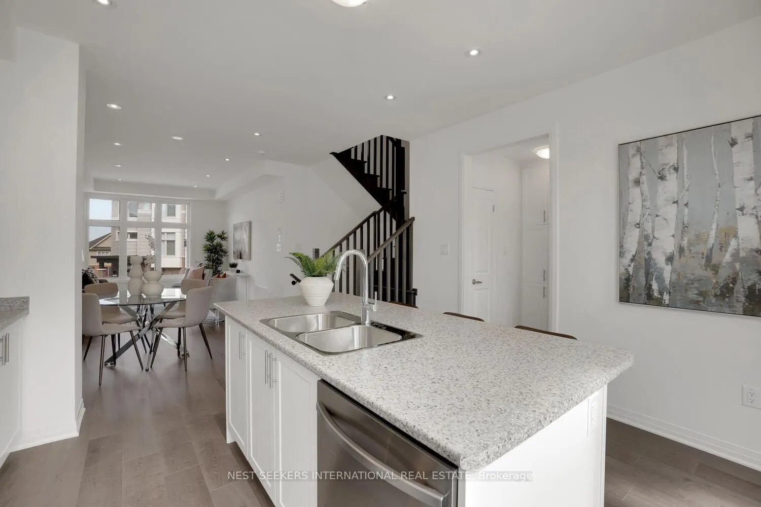 60 Totten Trail