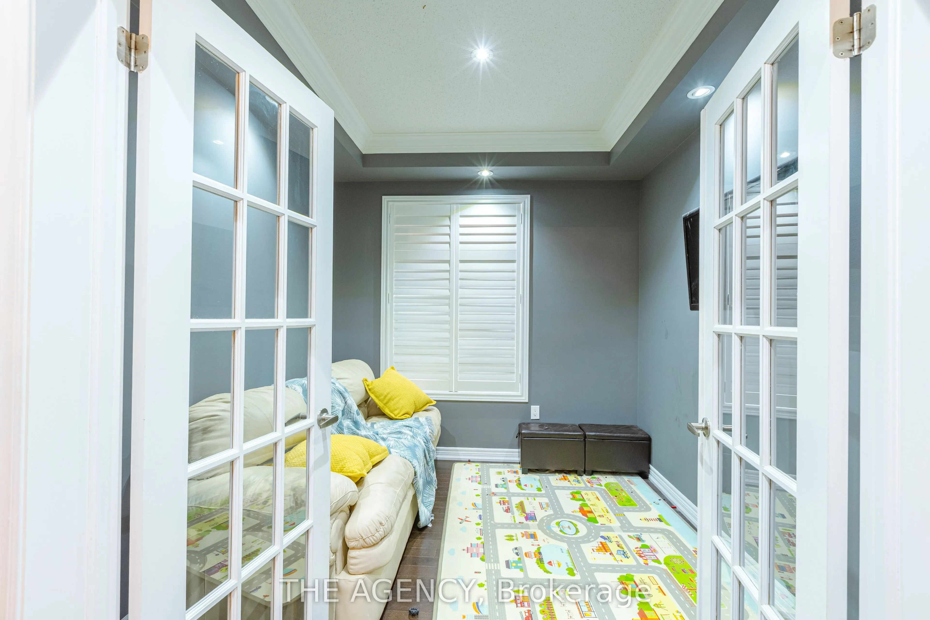 20 Nocturne Avenue