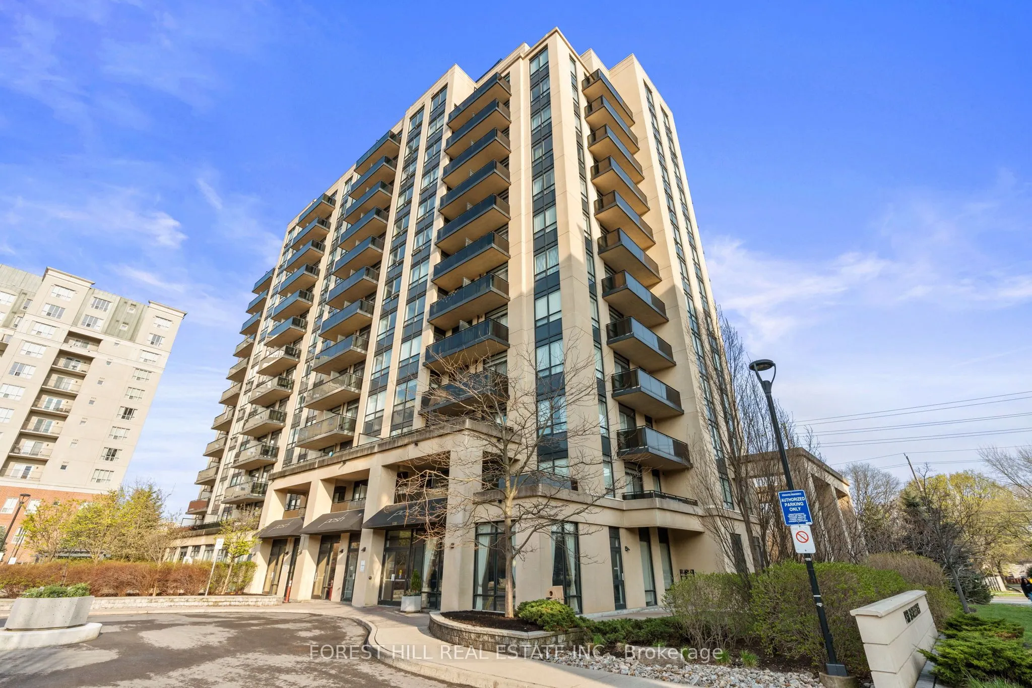 520 Steeles Avenue, #503