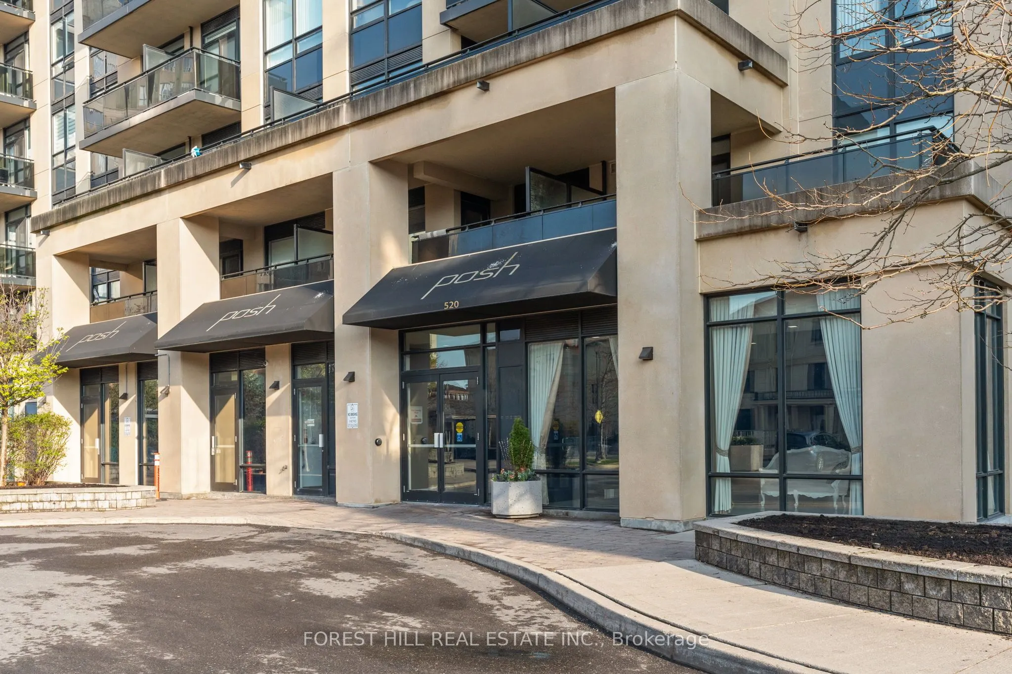 520 Steeles Avenue, #503