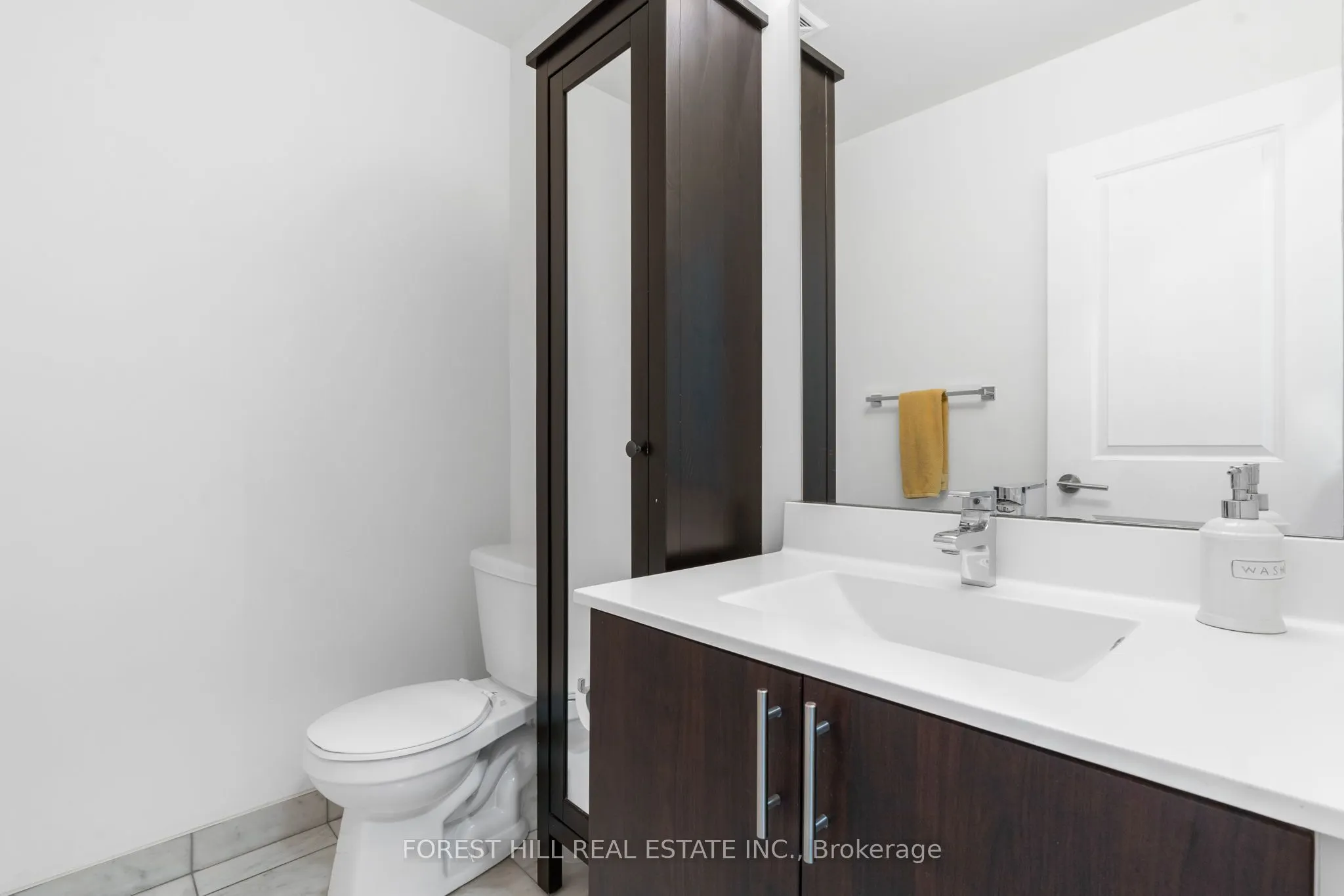 520 Steeles Avenue, #503
