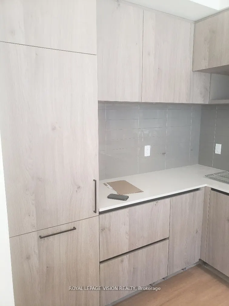 12 David Eyer Road, #TH 1123