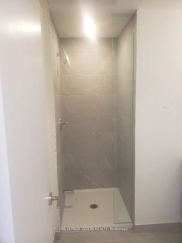 12 David Eyer Road, #TH 1123