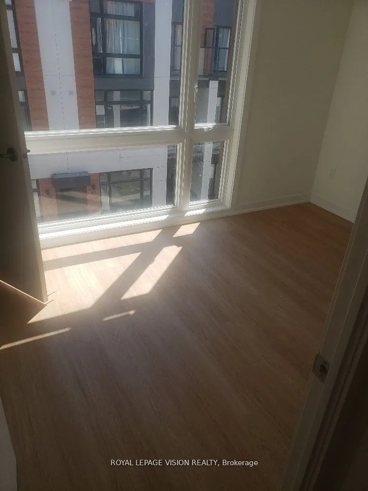 12 David Eyer Road, #TH 1123