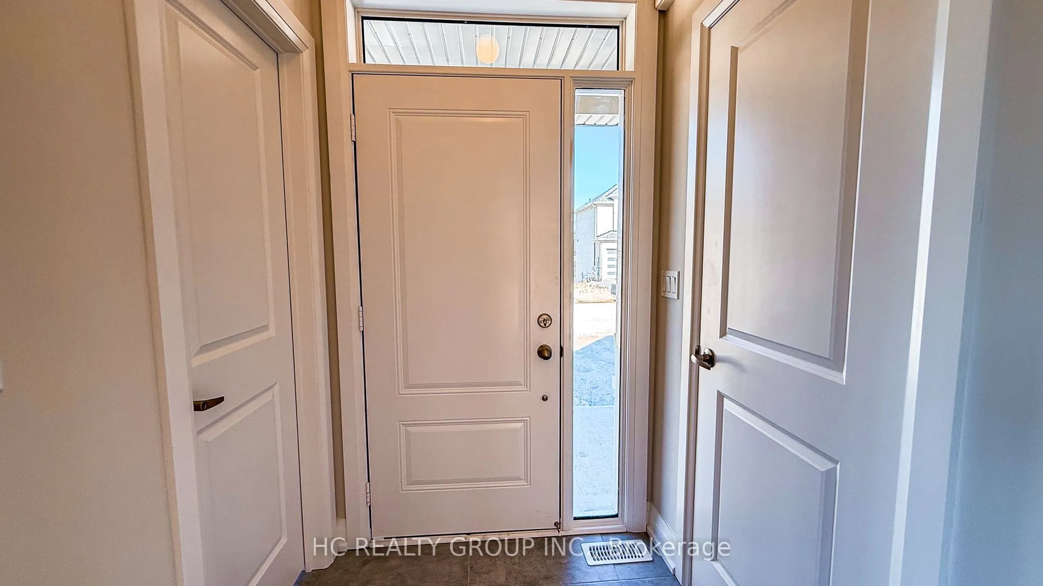 2 Rail Trail Court