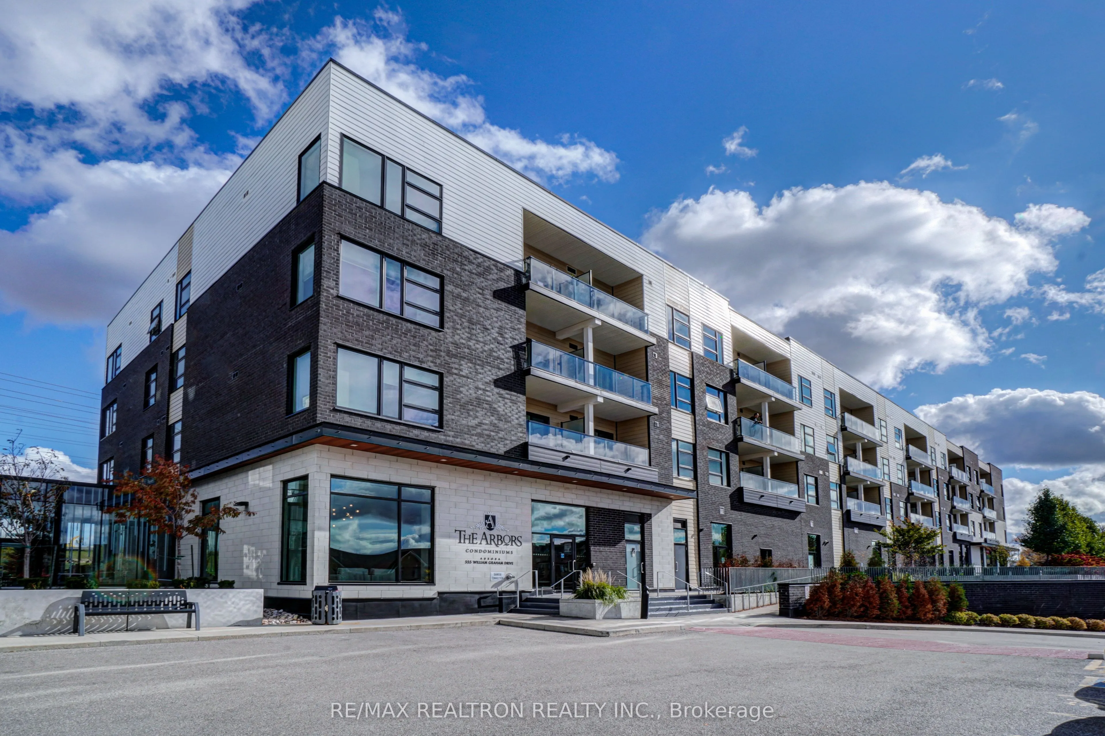 555 William Graham Drive W, #PH 446