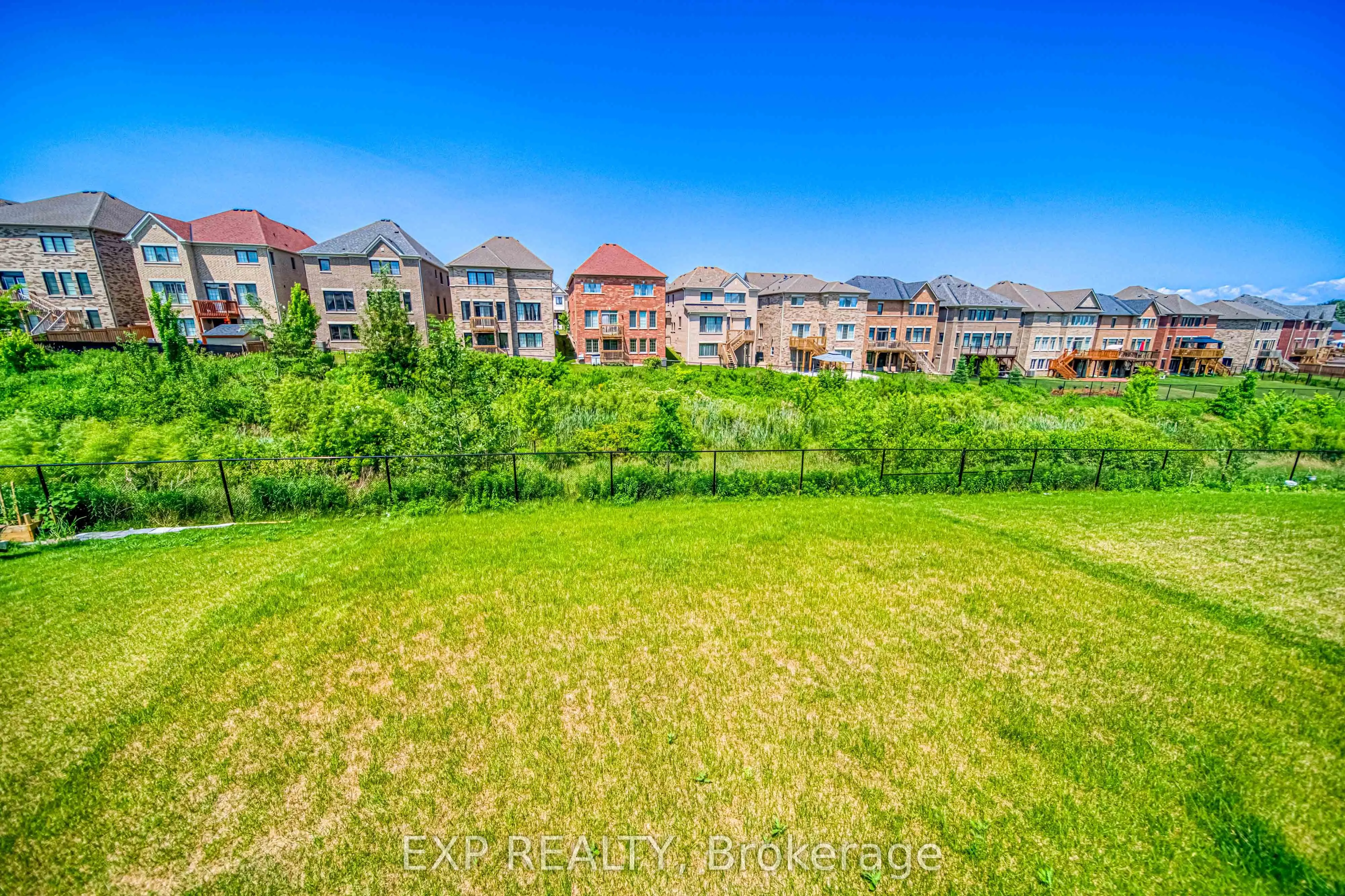 42 Meadow Vista Crescent