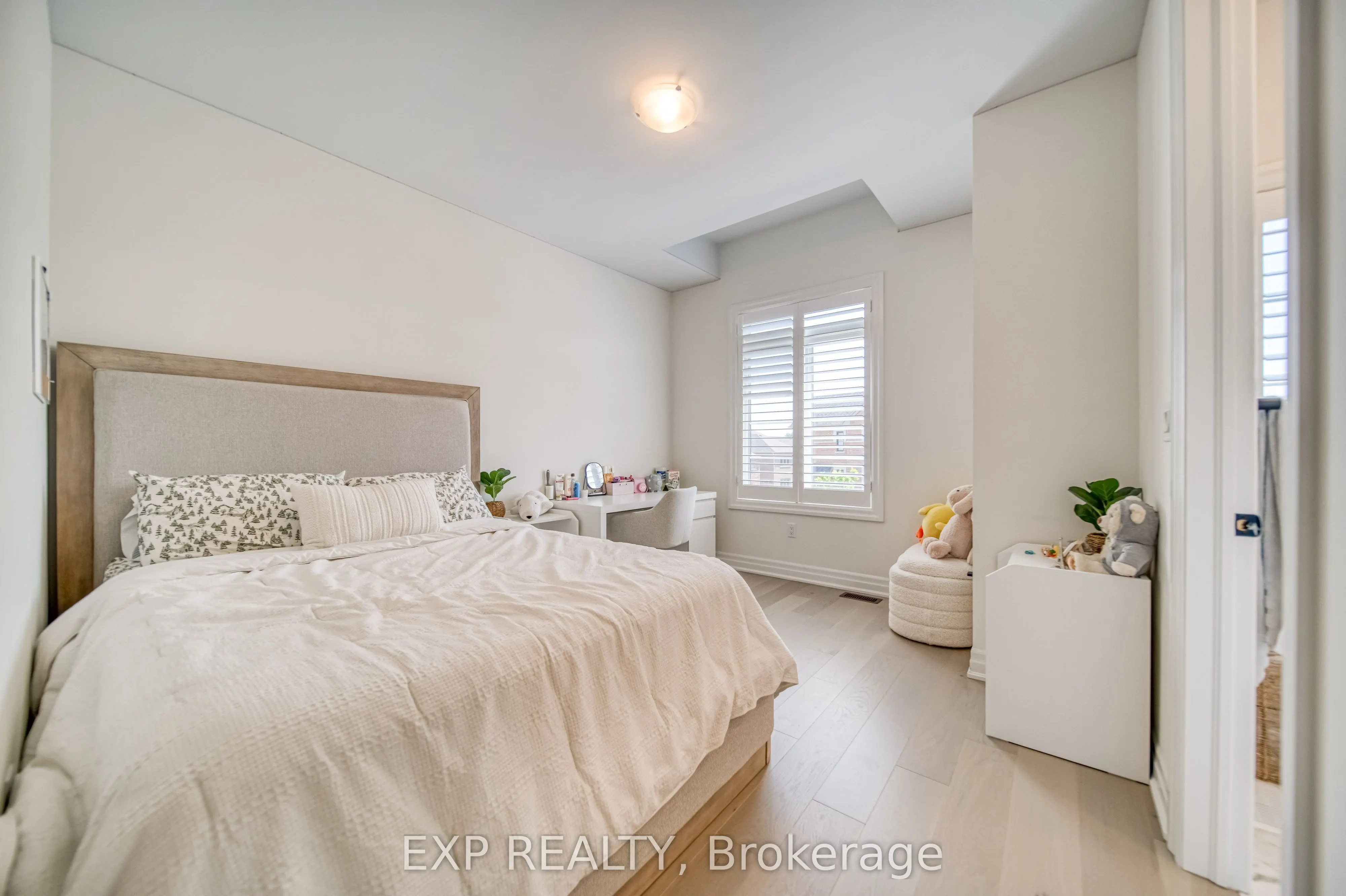 42 Meadow Vista Crescent
