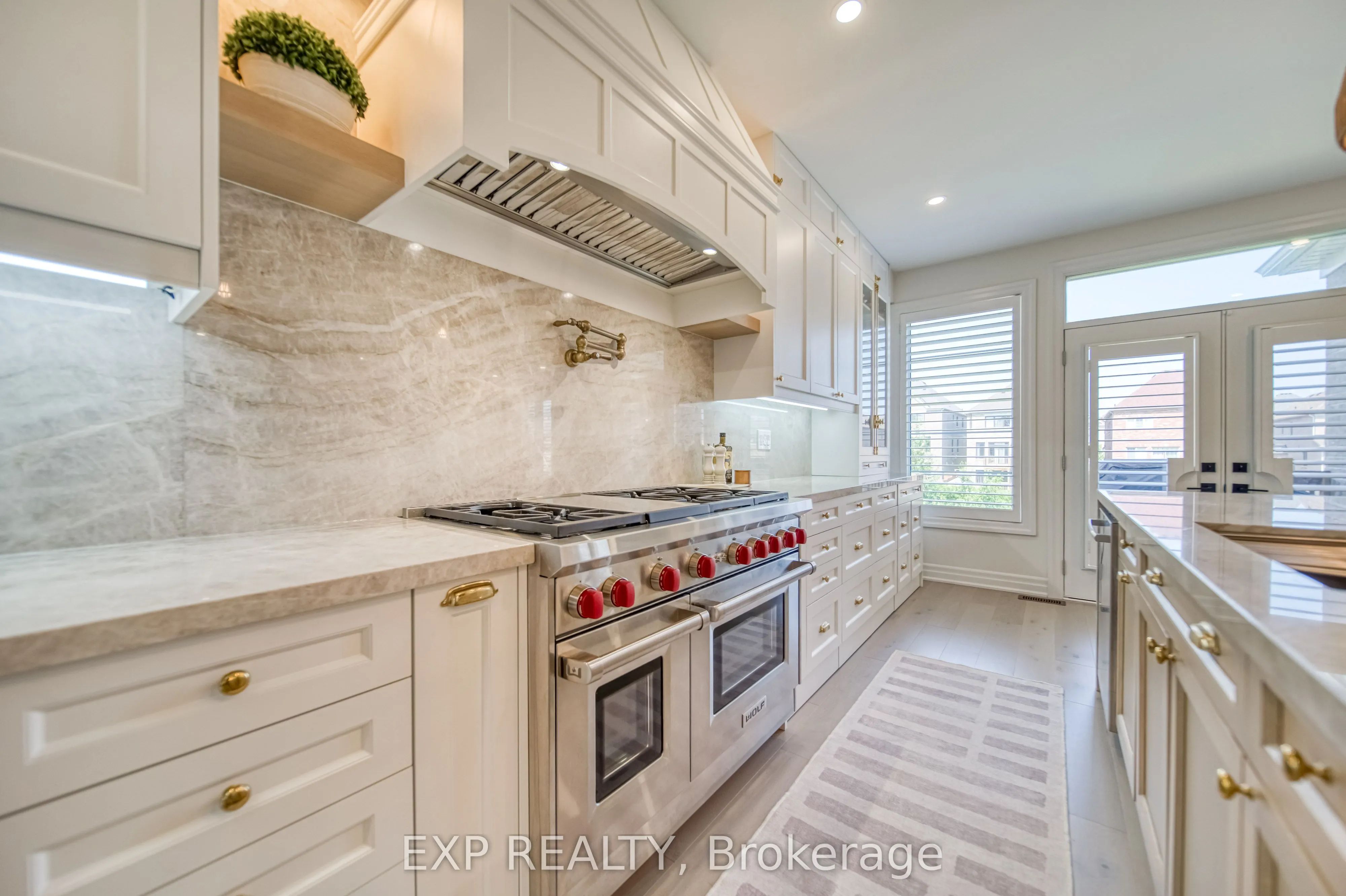 42 Meadow Vista Crescent
