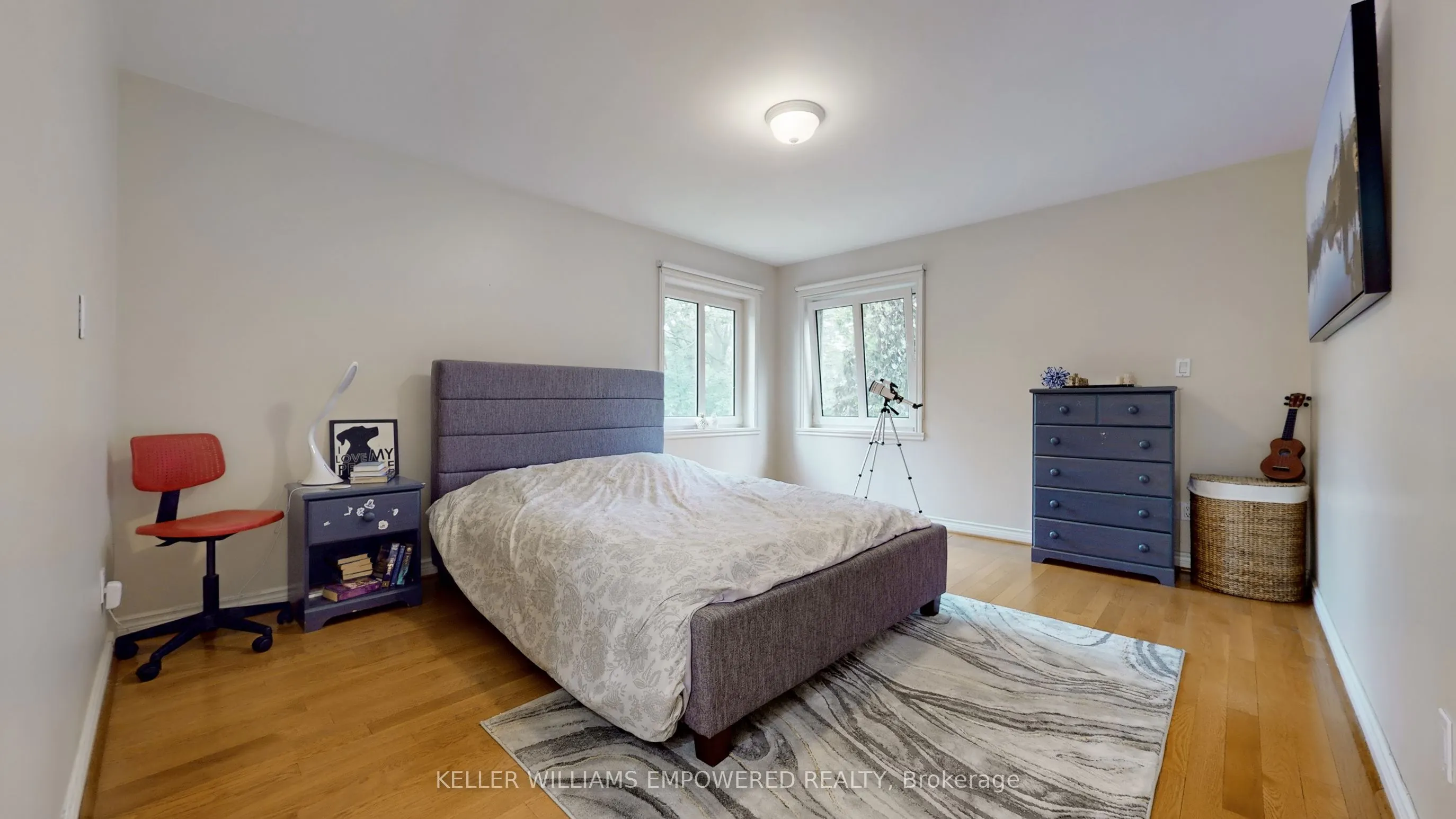 788 Woodland Acres Crescent