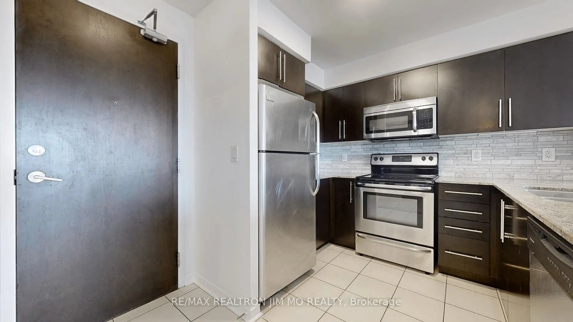 75 King William Crescent, #612