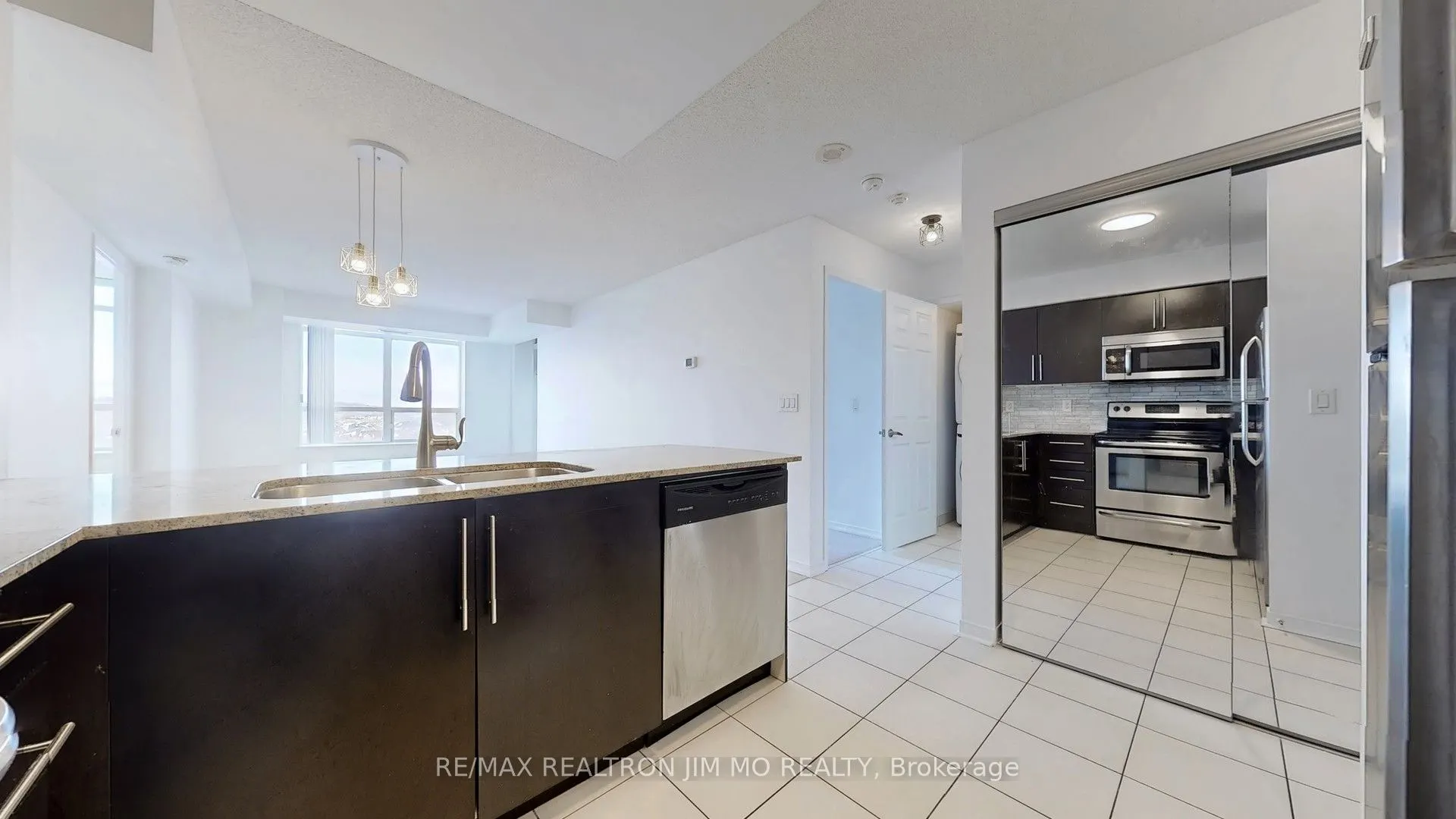 75 King William Crescent, #612