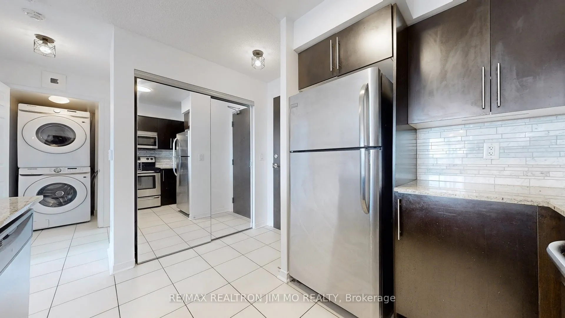 75 King William Crescent, #612