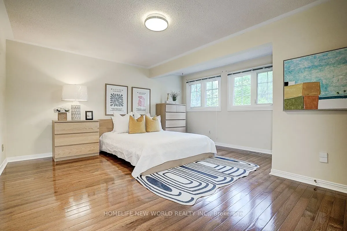 35 Hedgewood Drive