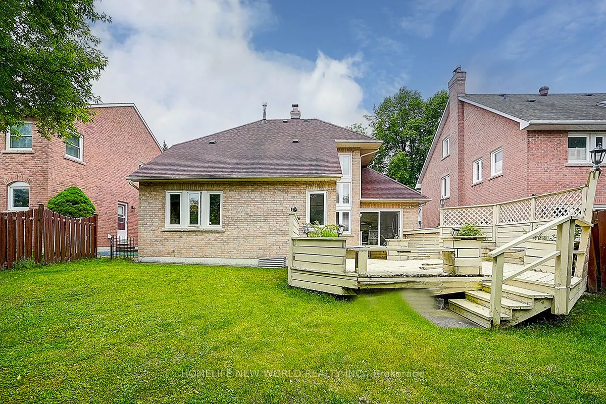 35 Hedgewood Drive