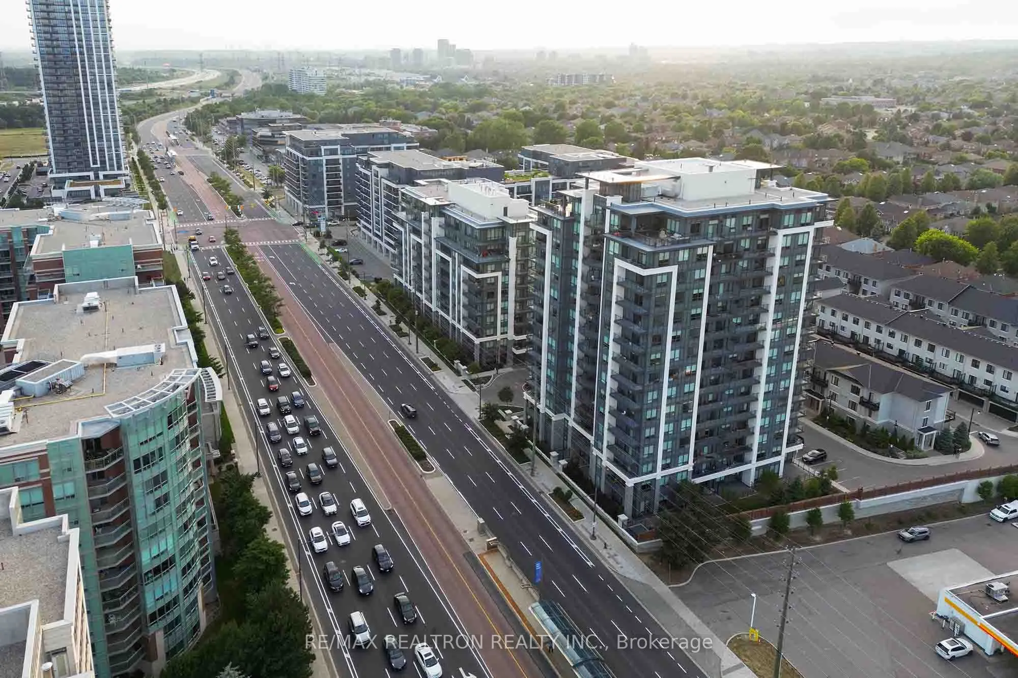 398 highway 7 Avenue E, #1501