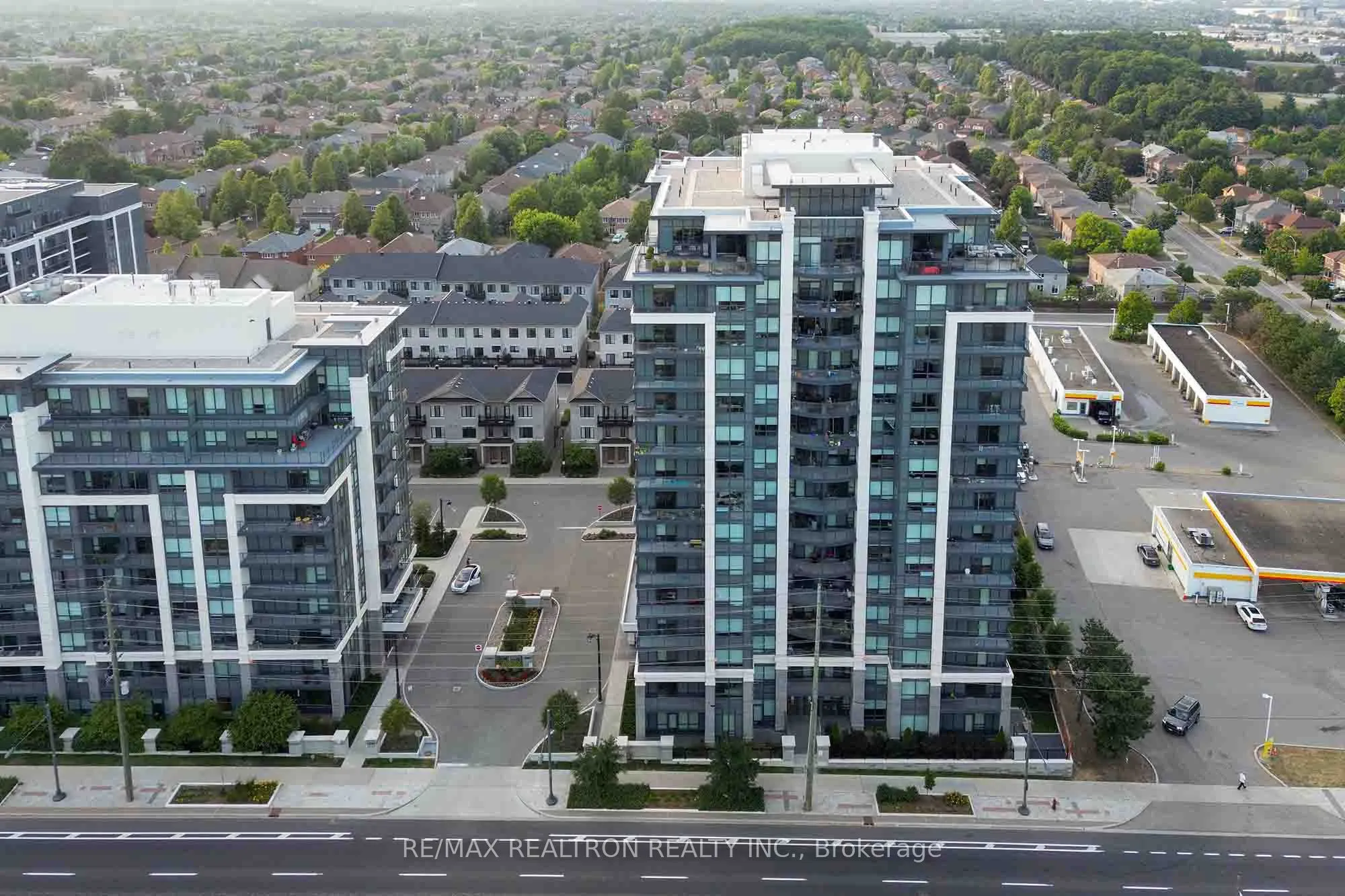 398 highway 7 Avenue E, #1501
