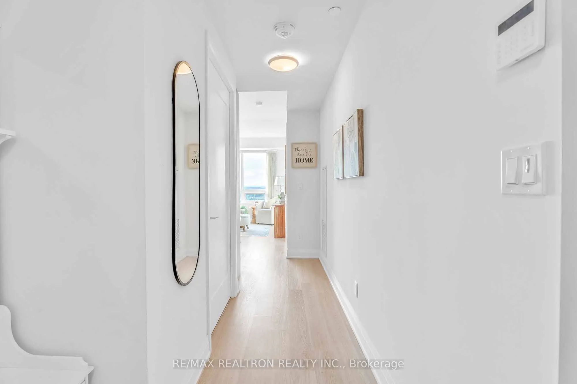 398 highway 7 Avenue E, #1501