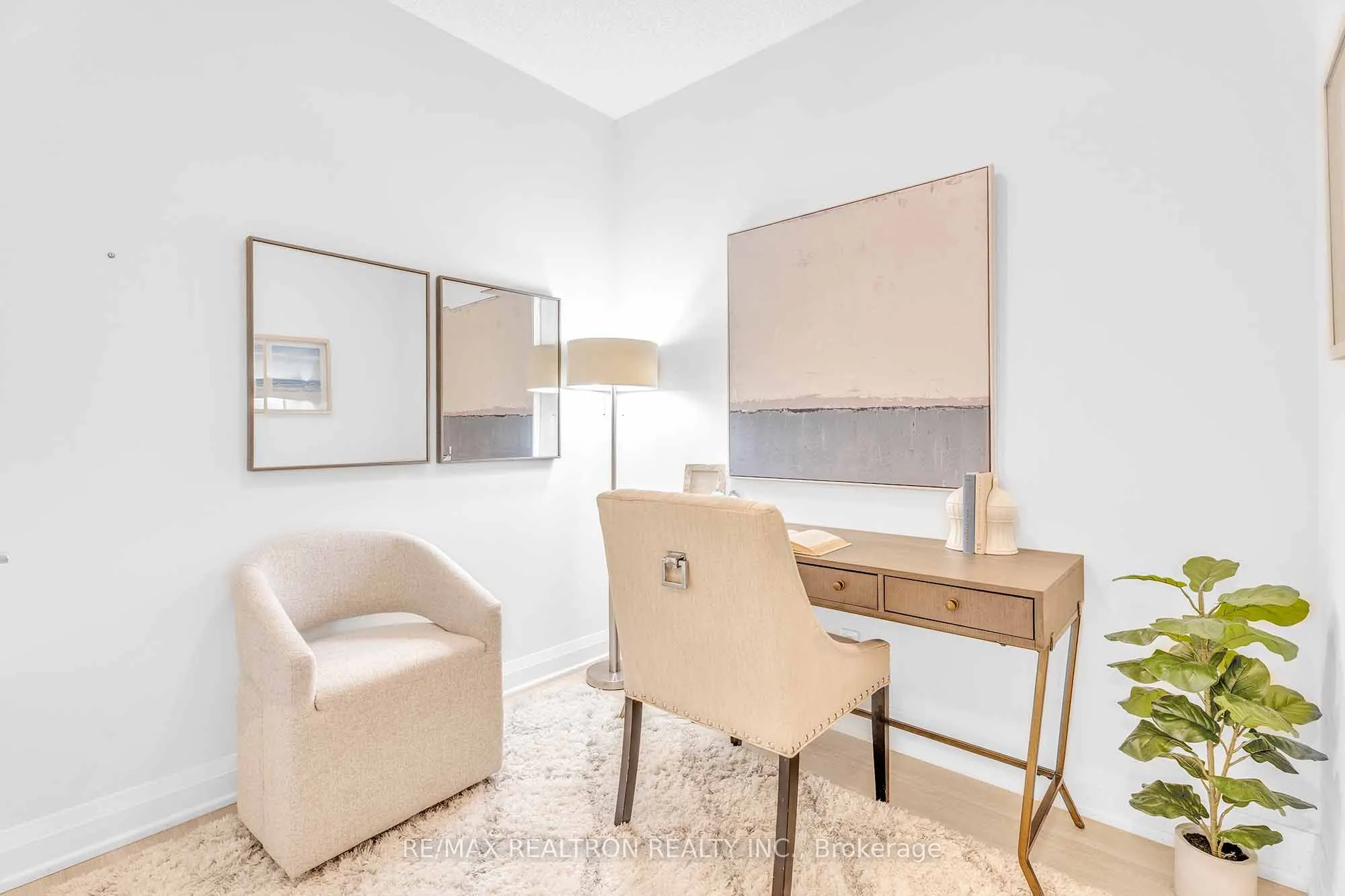 398 highway 7 Avenue E, #1501