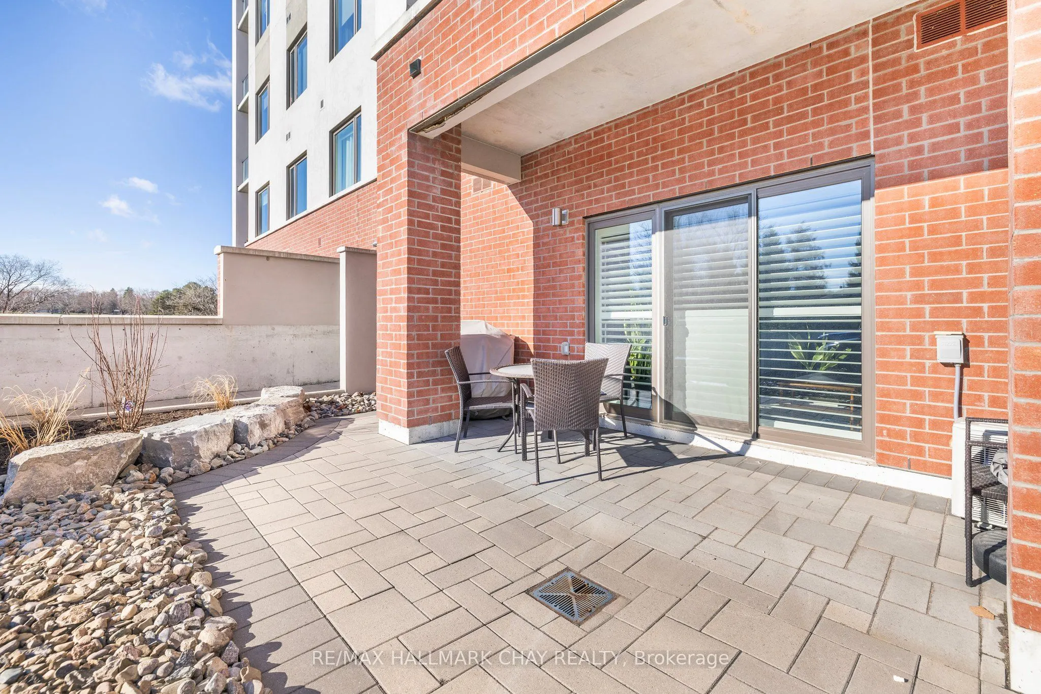 64 Queen Street S, #107