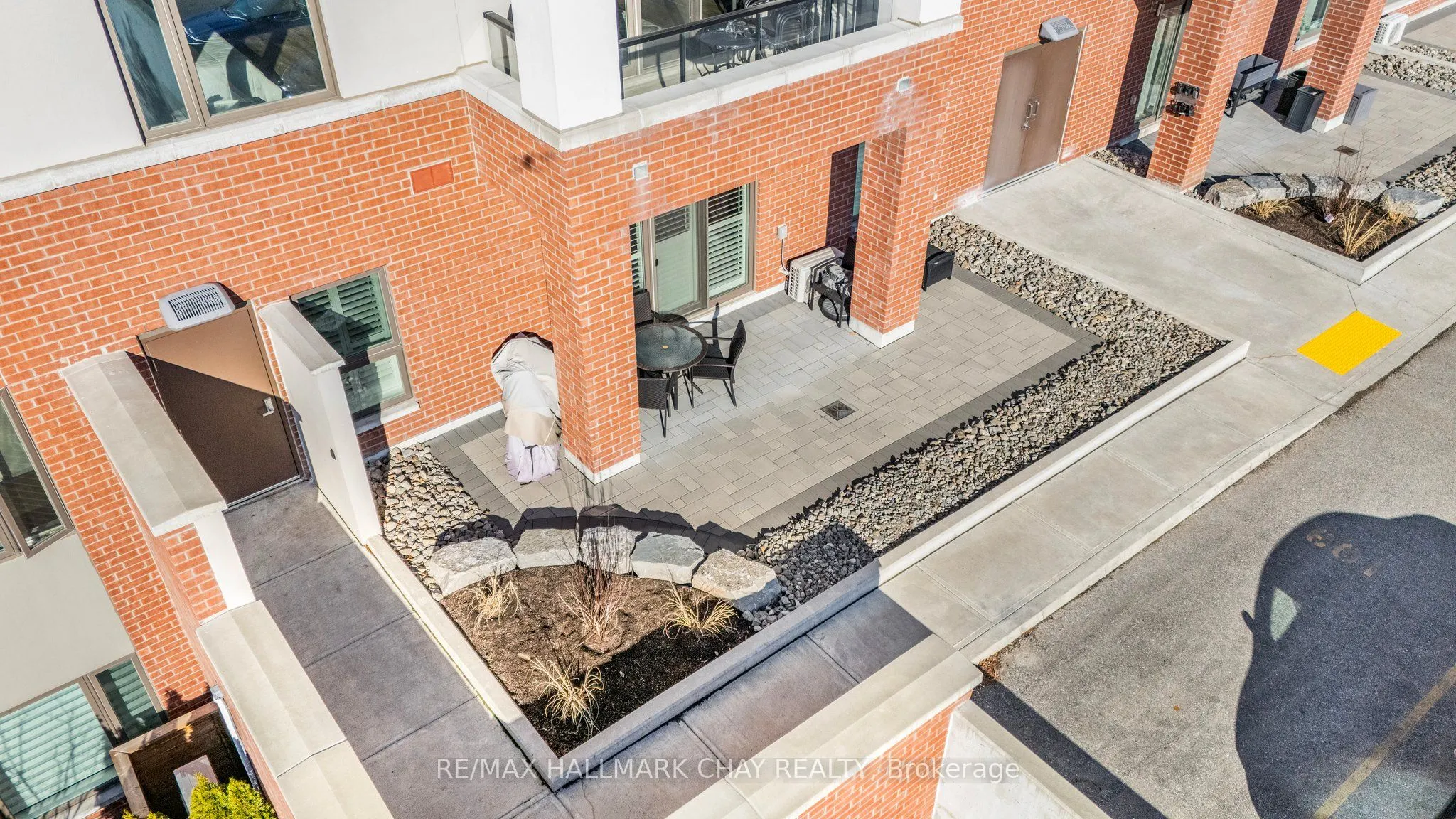 64 Queen Street S, #107