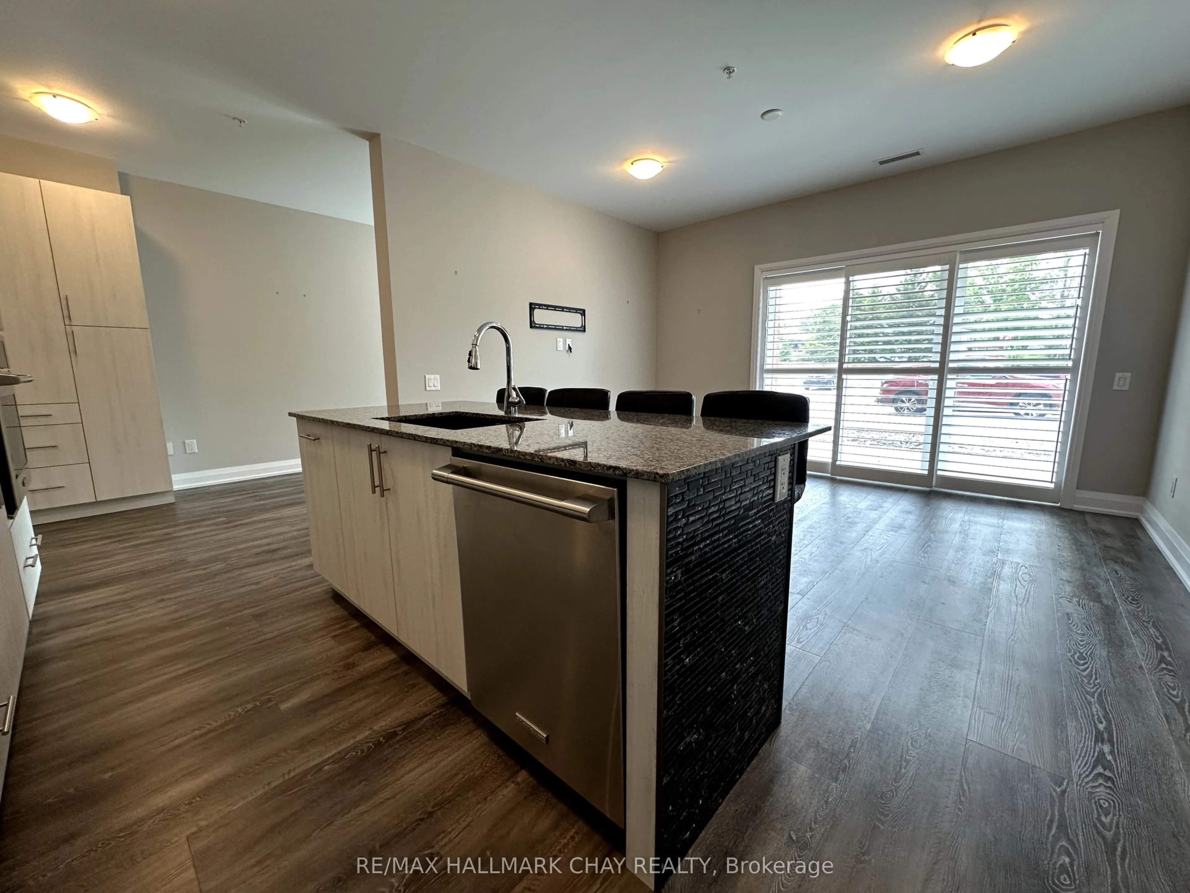 64 Queen Street S, #107