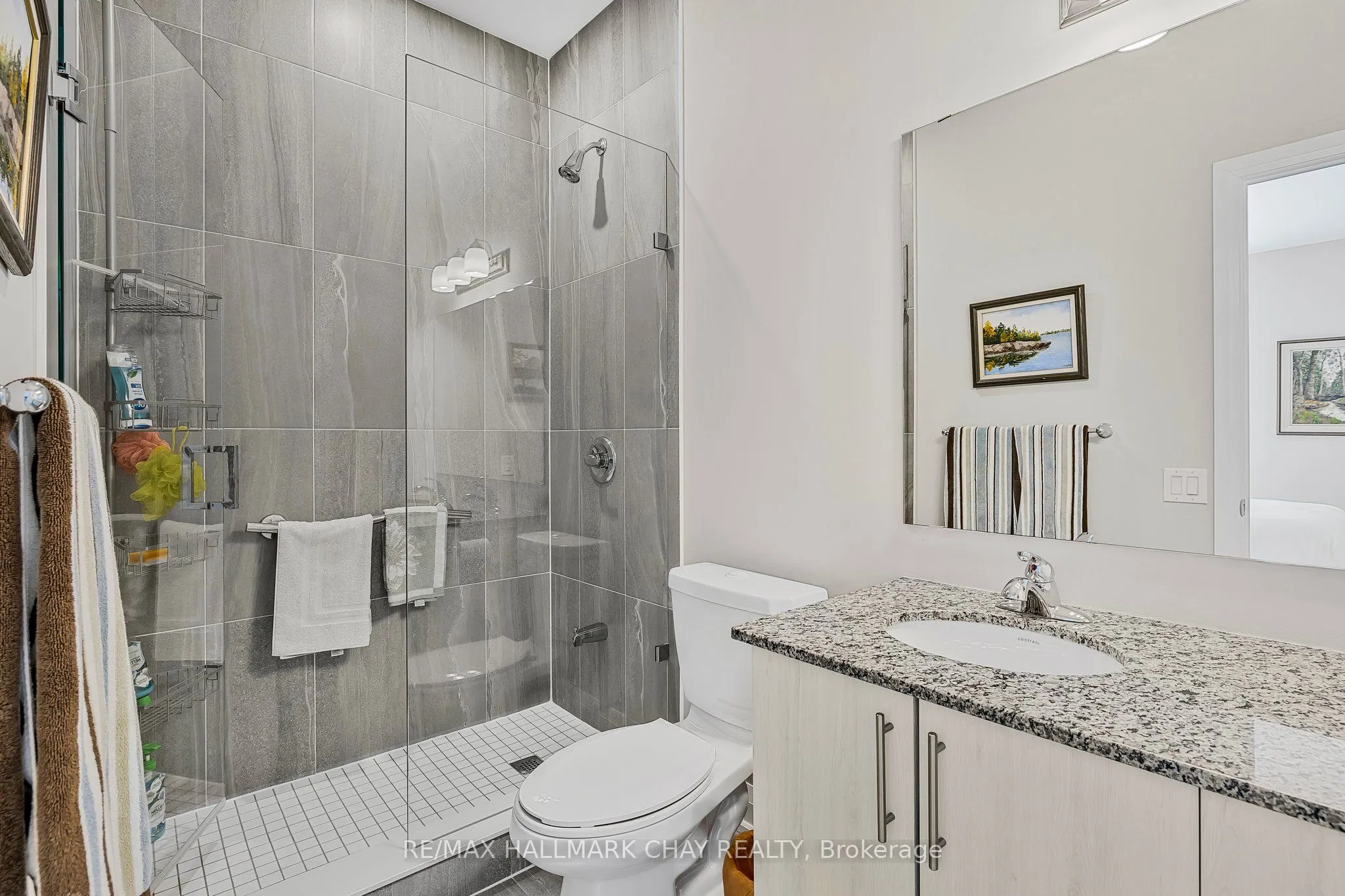 64 Queen Street S, #107