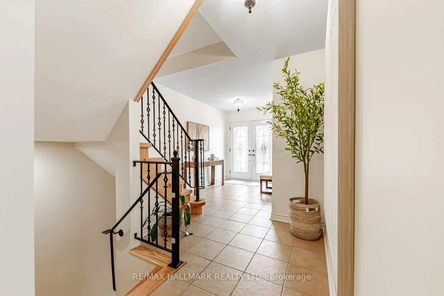 52 Mistleflower Court