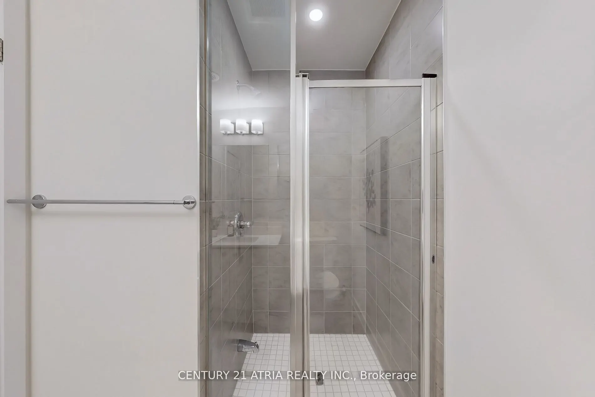 30 Guardhouse Crescent