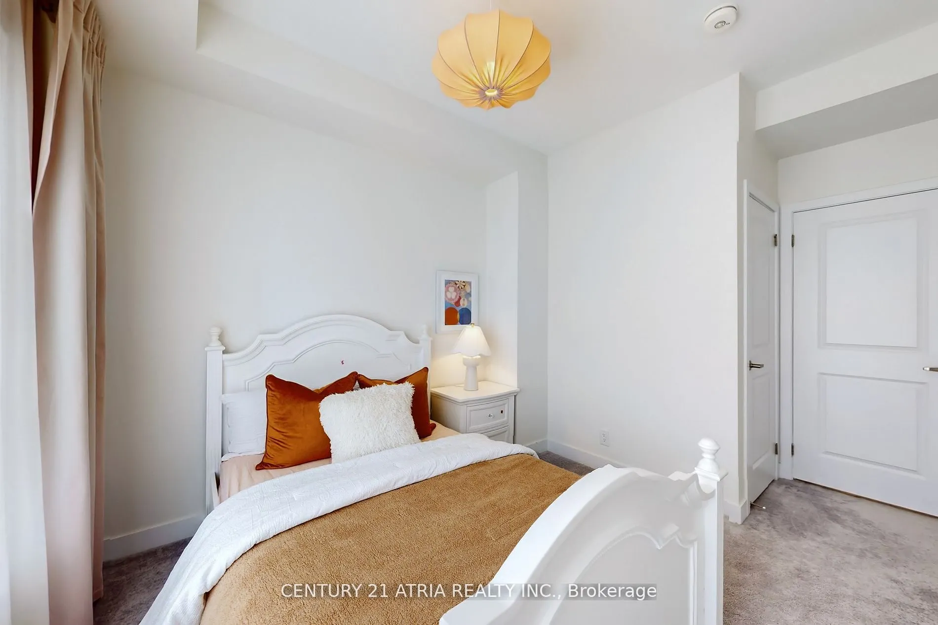 30 Guardhouse Crescent