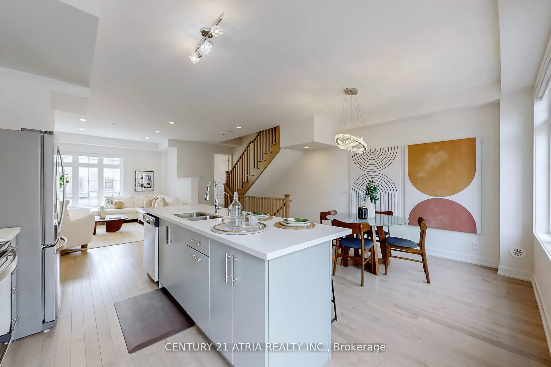30 Guardhouse Crescent