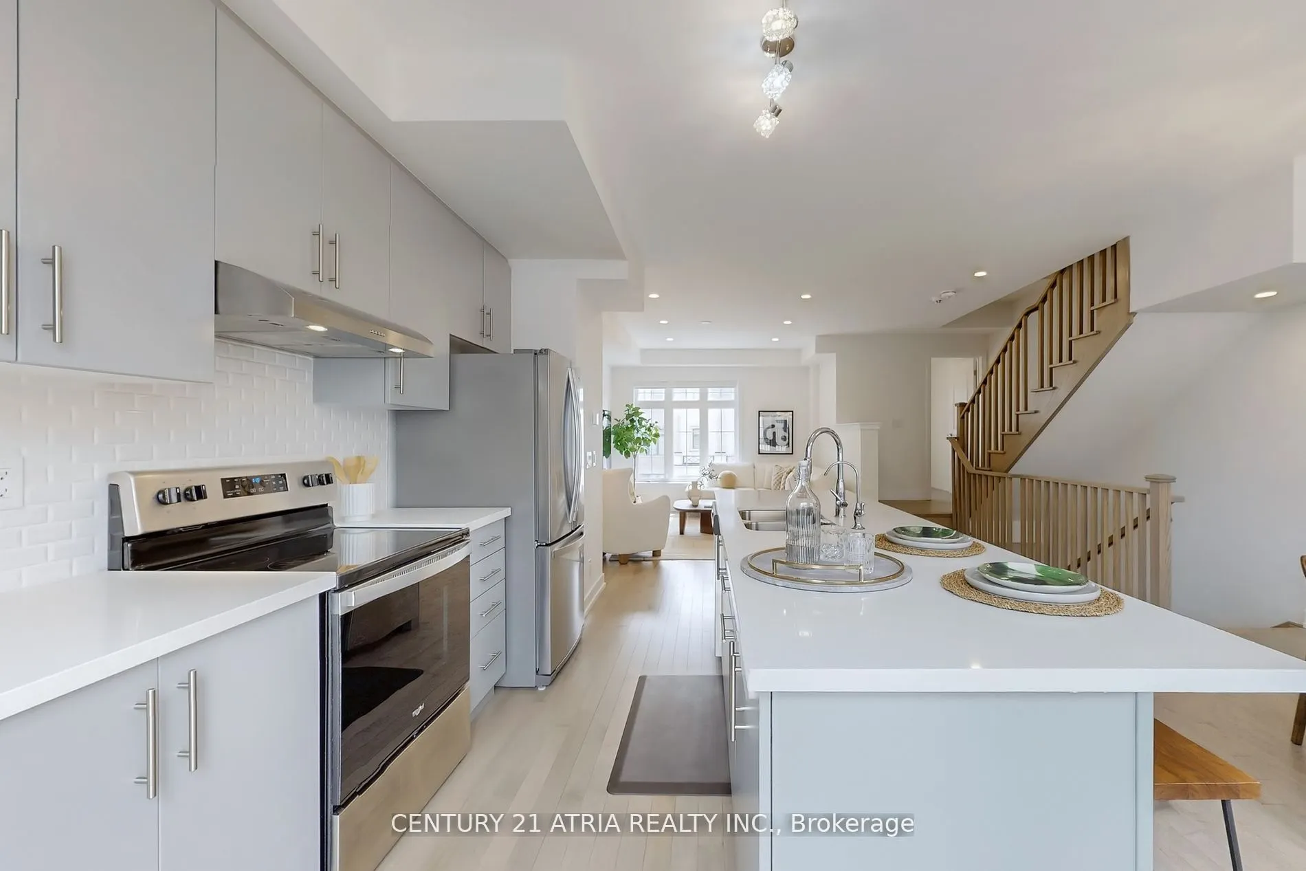 30 Guardhouse Crescent