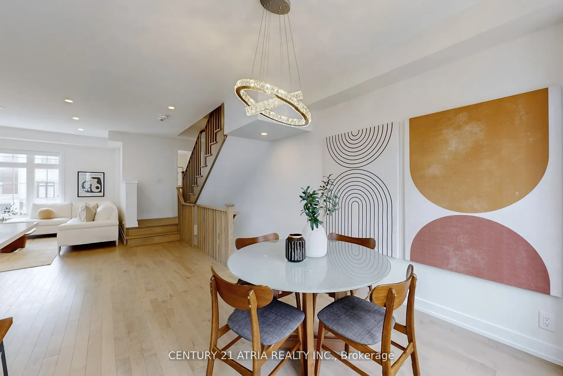 30 Guardhouse Crescent
