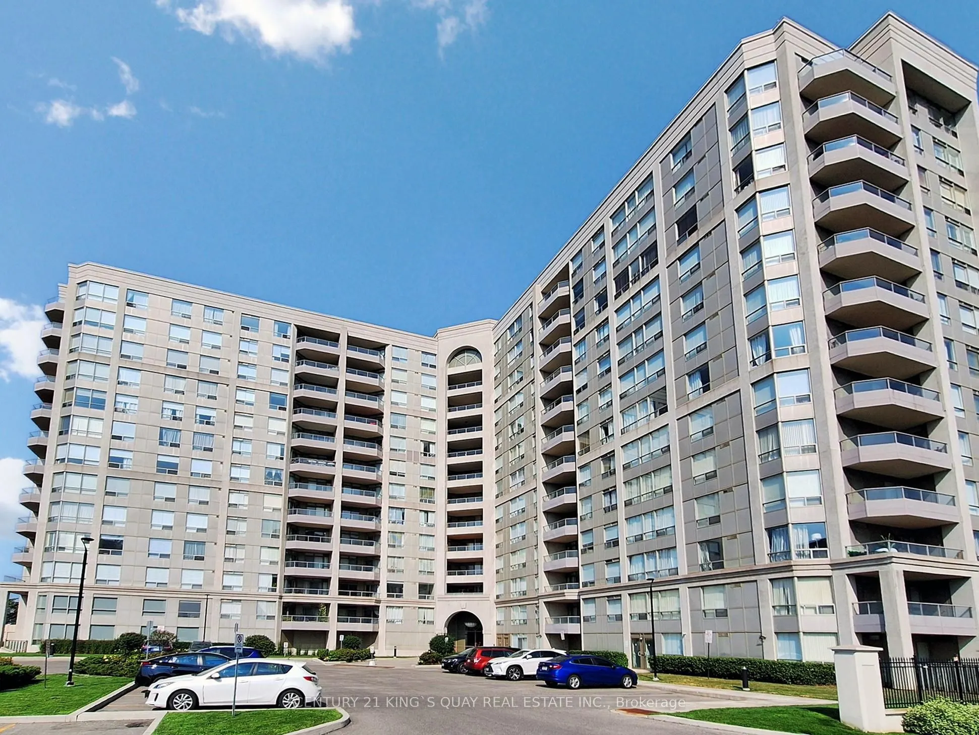 9015 Leslie Street E, #309