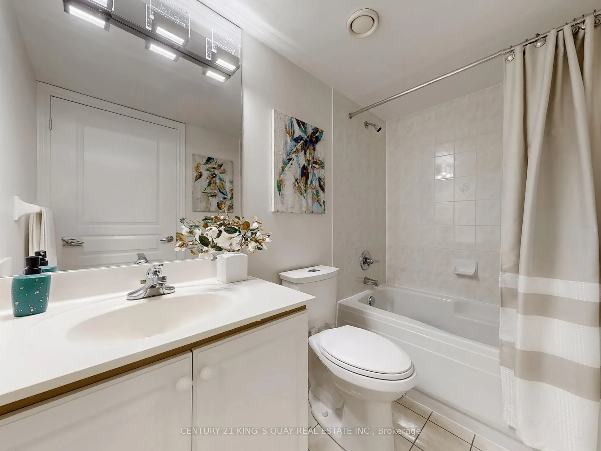 9015 Leslie Street E, #309
